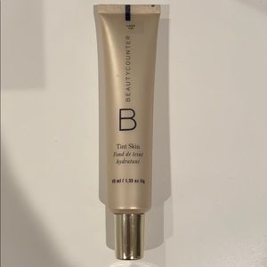 Beautycounter Tint Skin Hydrating Foundation !!